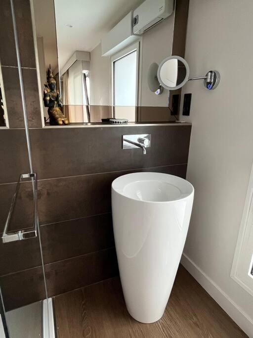 Le Designer Avec Vue Apartment Dunkirk Exterior photo